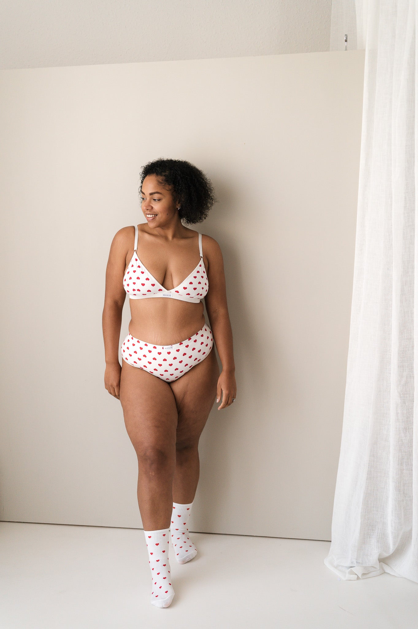 More Amore Triangle Set