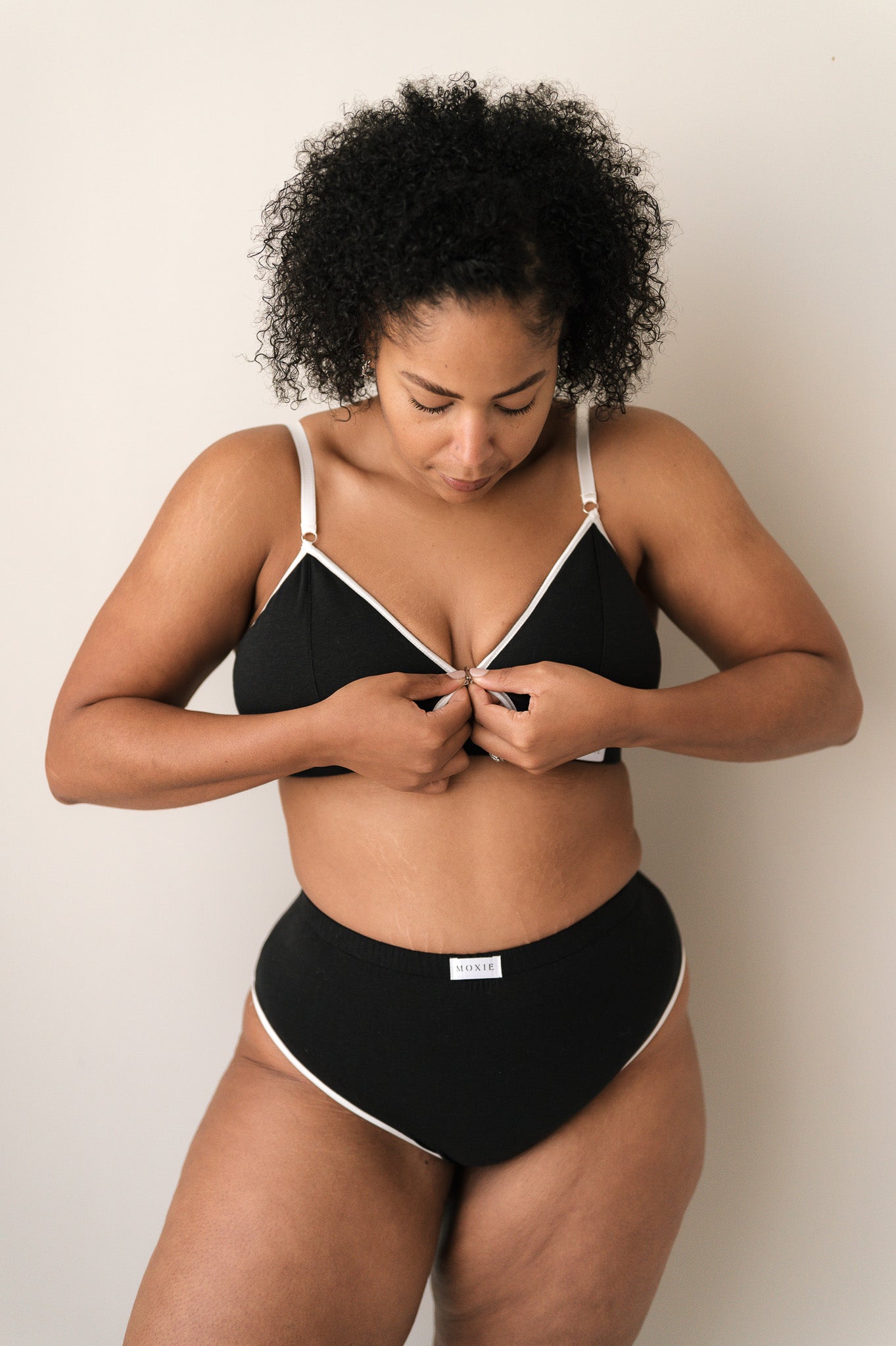 Contrast Signature Nursing Bra