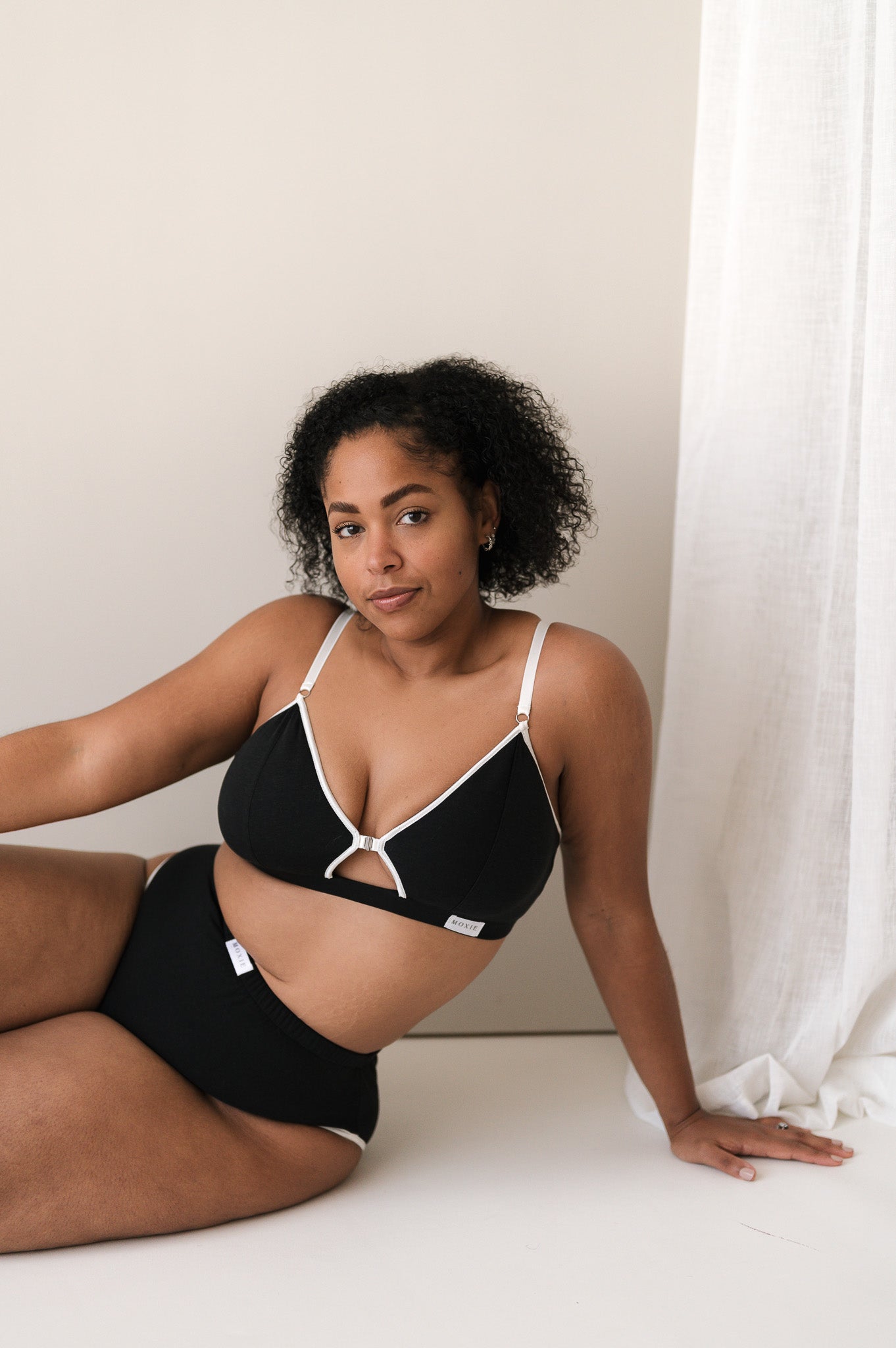 Contrast Signature Nursing Bra